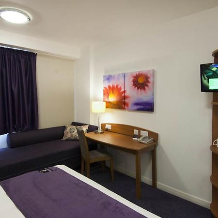 Premier Inn Cannock South Экстерьер фото