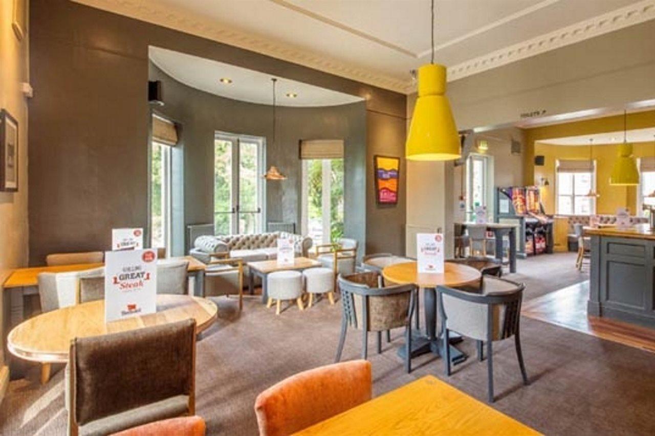 Premier Inn Cannock South Экстерьер фото