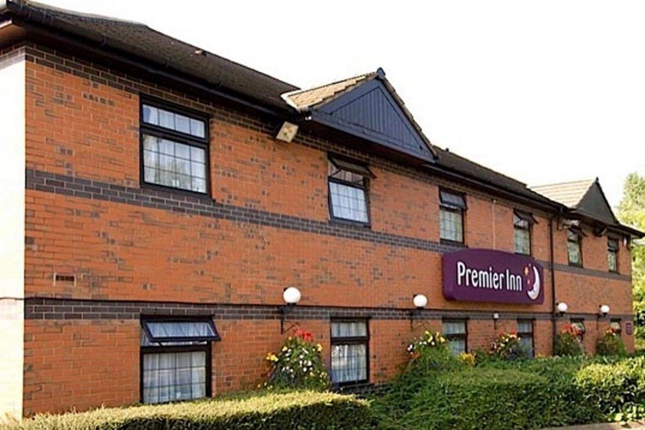 Premier Inn Cannock South Экстерьер фото